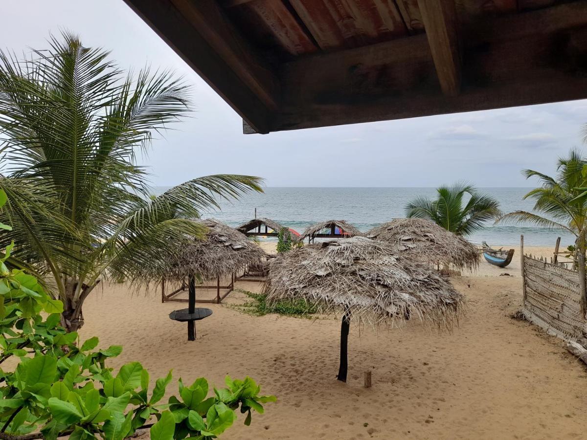Golden Beach Chalets 阿鲁甘湾 外观 照片
