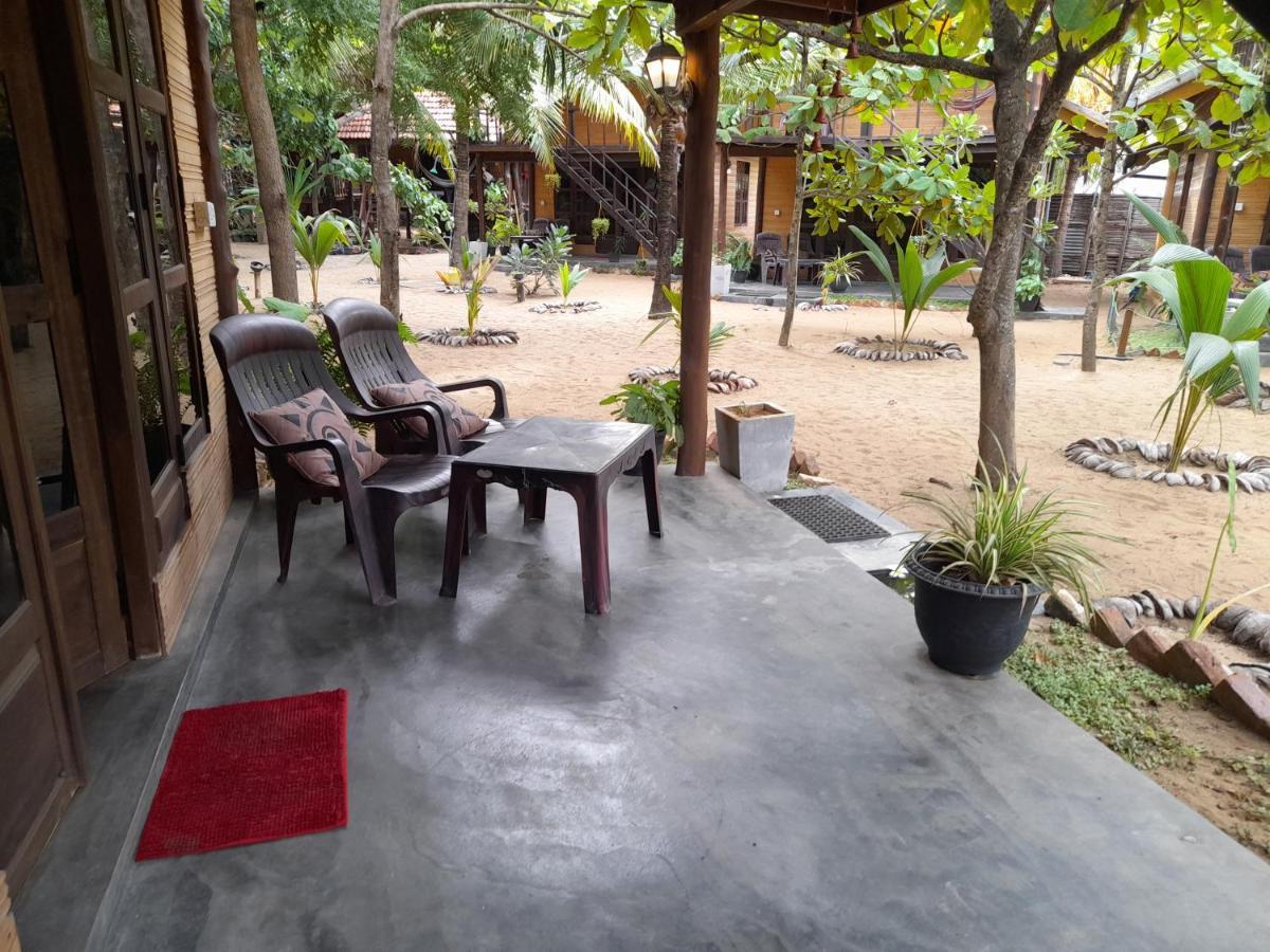 Golden Beach Chalets 阿鲁甘湾 外观 照片