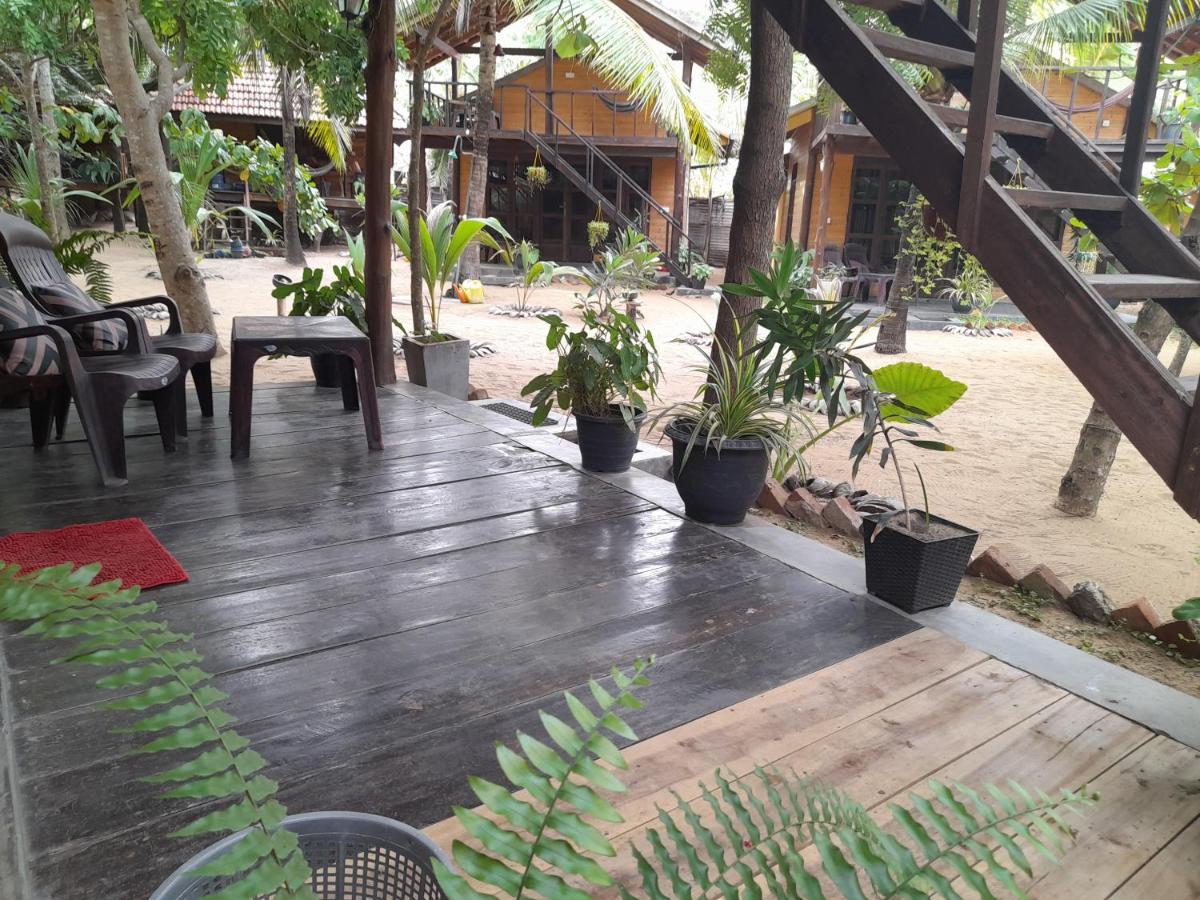 Golden Beach Chalets 阿鲁甘湾 外观 照片