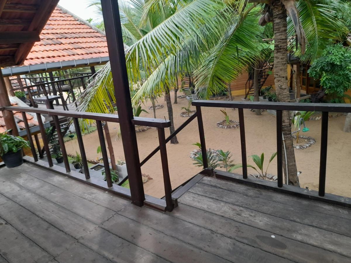 Golden Beach Chalets 阿鲁甘湾 外观 照片
