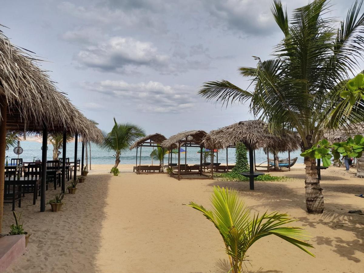 Golden Beach Chalets 阿鲁甘湾 外观 照片